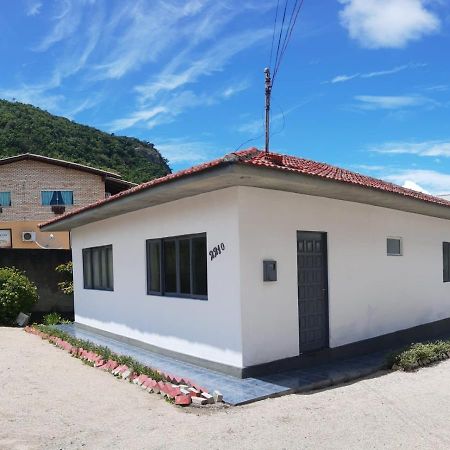 Casa Com Por Do Sol Em Canto Grande - Casa Beira Mar Бомбиняс Екстериор снимка