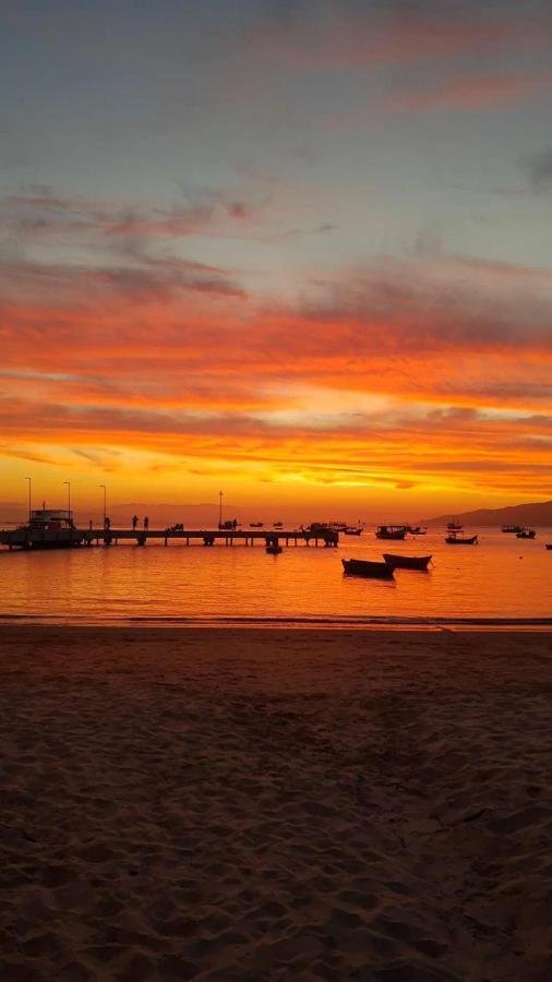 Casa Com Por Do Sol Em Canto Grande - Casa Beira Mar Бомбиняс Екстериор снимка